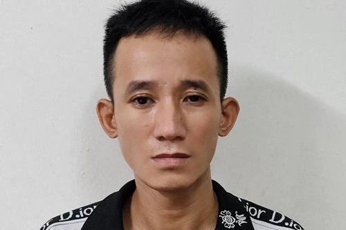 Bắt giữ đối tượng mang ma túy đi giao cho khách