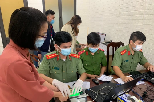 Về tận khu dân cư, cấp căn cước công dân gắn chip tích hợp nhiều tính năng 