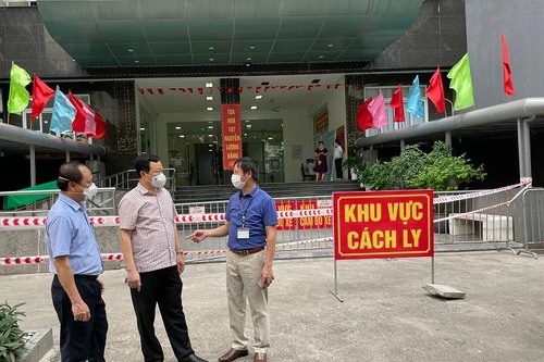 Hà Nội: Phong tỏa tầng 7 tòa nhà 187 Nguyễn Lương Bằng nơi có bệnh nhân dương tính Covid