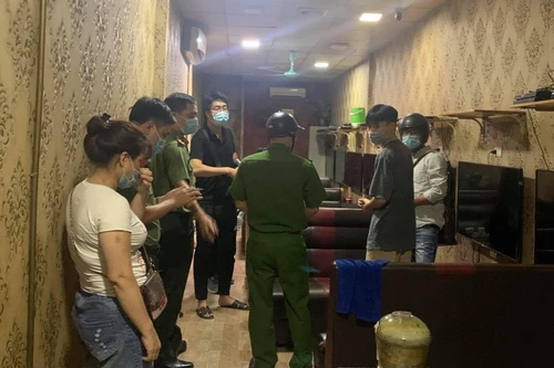 Phạt 19 triệu đồng đối với quán game lén lút hoạt động bất chấp lệnh cấm