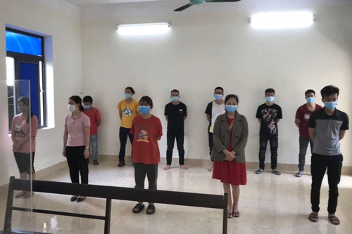 Bắt thêm 11 đối tượng trong đường dây làm giấy xét nghiệm Covid giả