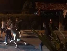 Bị đâm chết vì cho rằng... nhìn đểu