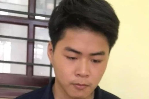 Đột nhập cửa hàng Điện máy xanh, trộm 23 chiếc iPhone