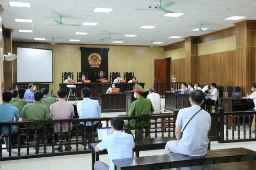 Cựu Phó Chủ tịch thường trực HĐND thị xã Nghi Sơn lĩnh án 30 tháng tù