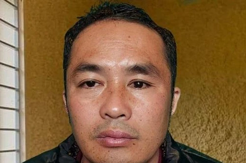 Khởi tố tội giết người đối với kẻ vác dao chém hàng xóm 