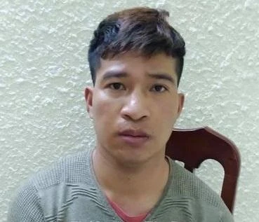 Truy đuổi, khống chế đối tượng "nhảy" xe Honda SH trên phố cổ