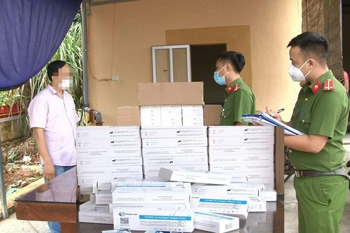 Vận chuyển 1.000 que test Covid-19 không rõ nguồn gốc từ Hà Nội về Ninh Bình