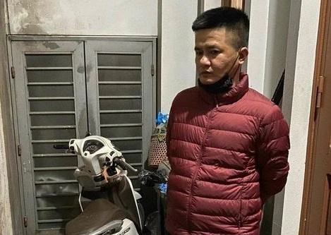 Bắt giữ đối tượng 'ăn" hàng loạt xe máy tại các quán cà phê, cửa hàng