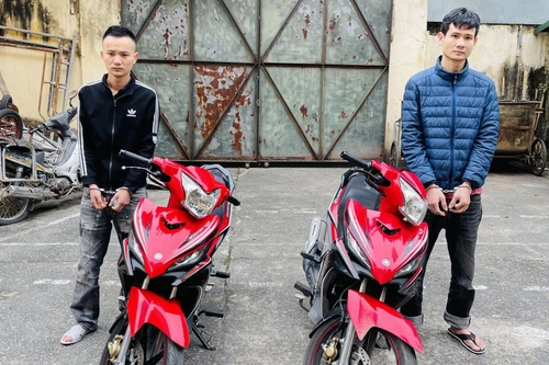 Dùng súng bắn vào nhà đối thủ để trả thù