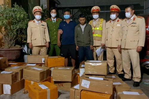 Phát hiện gần 3.000 chiếc iPhone nghi nhập lậu