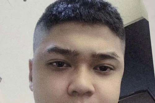 Mượn điện thoại của đồng nghiệp cũ rồi 'lặn mất tăm'