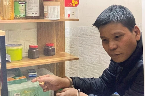 Bắt đối tượng chuyên mua và chia lẻ ma túy bán cho người nghiện