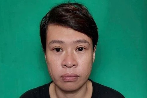 Bắt quả tang một phụ nữ giấu nhiều ma túy đá trong người