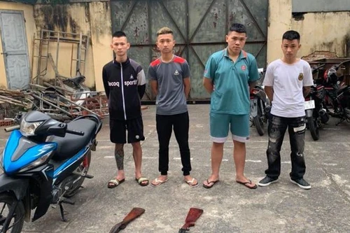 Huy động đàn em nã súng vào nhà 'đối thủ' để dằn mặt