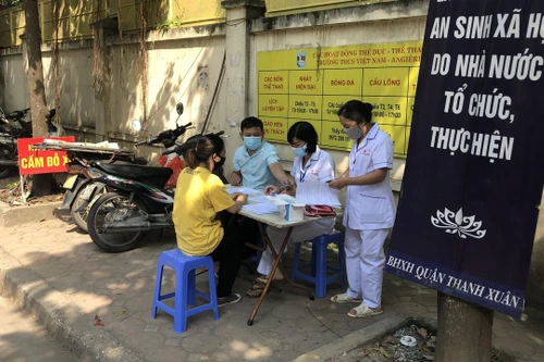 Xử phạt 16 trường hợp không đeo khẩu trang nơi công cộng