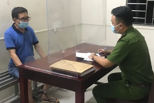 Điều tra vụ ôtô phóng tốc độ cao, đâm vào xe máy khiến 2 người thương vong