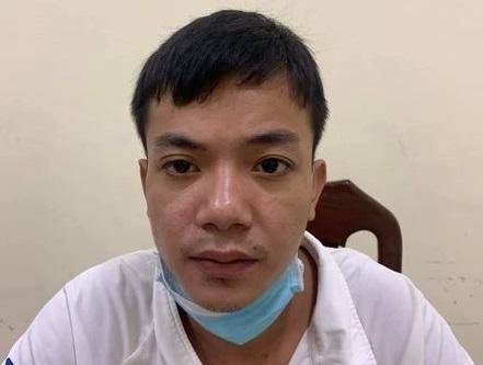 Thấy chiếc xe Honda Air Blade quên rút chìa khóa, dắt đi "gửi" hiệu cầm đồ