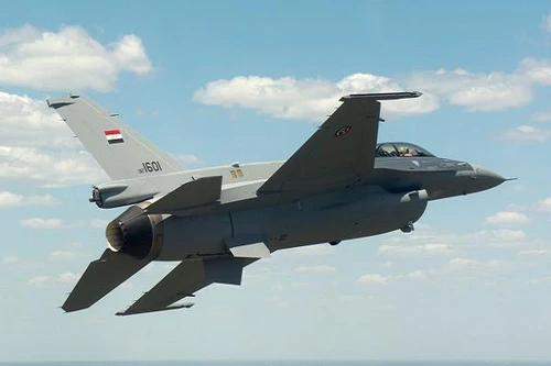 Sợ IS, Mỹ không dám bàn giao máy bay chiến đấu F-16 cho Iraq