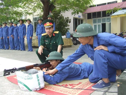 Tự vệ mạnh góp phần sản xuất, kinh doanh hiệu quả