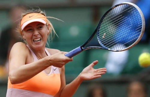 Sharapova “ngược dòng” đả bại Samatha Stosur để giành vé vào tứ kết