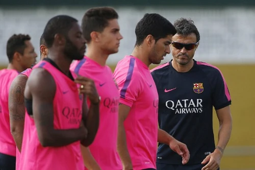 Luis Suarez chính thức khoác áo Barcelona vào thứ 2 