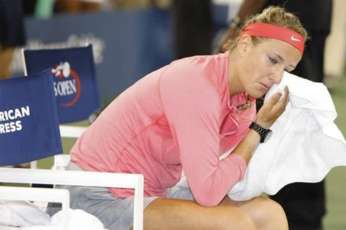 Chấn thương chưa lành, Victoria Azarenka lỗi hẹn với Roland Garros 2014