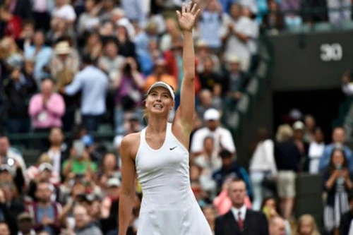 Federer hồi xuân, Sharapova thẳng tay áp đảo đối thủ