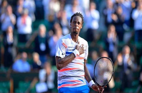 Gael Monfils níu giữ hy vọng cho nước chủ nhà