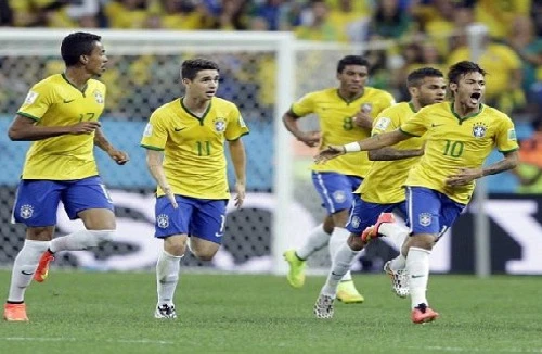 Neymar không phải là ngôi sao sáng nhất trong trận mở màn của Brazil