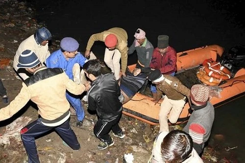 Lật thuyền ở Ấn Độ, 24 người thiệt mạng