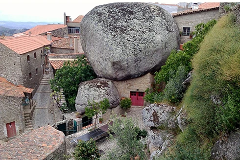 [ẢNH] Khám phá những ngôi làng với thiết kế độc đáo nhất trên thế giới