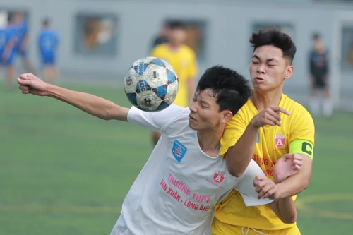 Nghẹt thở thắng Vạn Xuân, THPT Lê Quý Đôn đoạt vé vào vòng 1/8