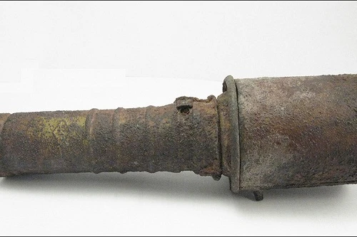 25 năm dùng lựu đạn… làm chày