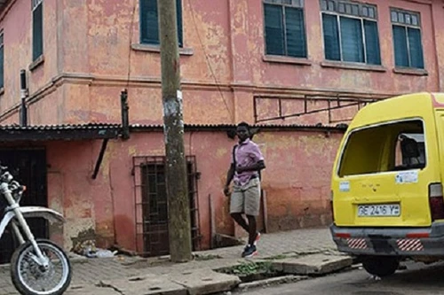 Ghana phá cơ sở giả đại sứ quán Mỹ suốt 10 năm