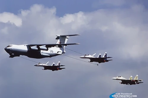 Nga bay thử máy bay tiếp nhiên liệu IL-78M-90A vào năm 2016