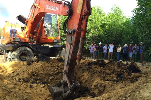 Bùn thải chôn lấp trái phép của Formosa tại Hà Tĩnh có xyanua vượt ngưỡng 