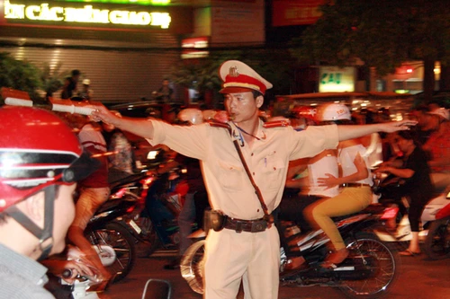 Đêm pháo hoa tưng bừng