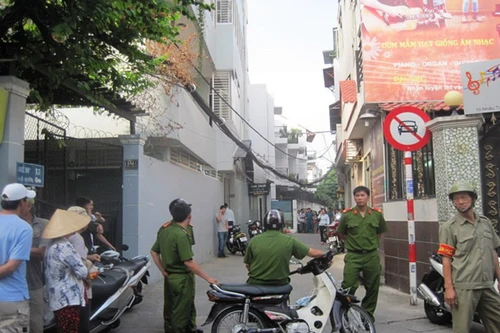 Níu kéo tình cảm bất thành, gã trai giết người yêu rồi tự vẫn