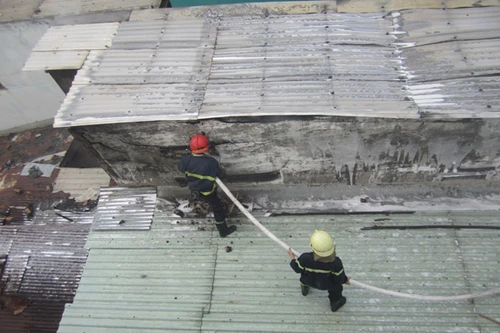 Cháy giữa trung tâm TPHCM, 1 người chết