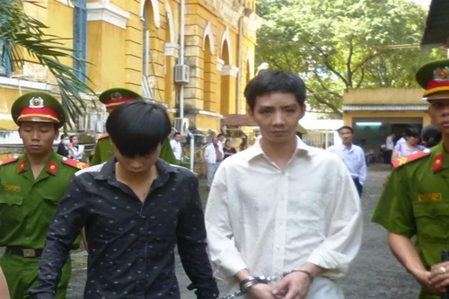 Cướp giật dây chuyền sa lưới pháp luật sau 12 năm trốn nã