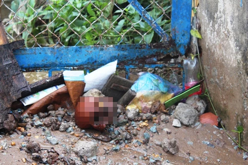 Sọ người được tìm thấy sau vụ vỡ đê bao