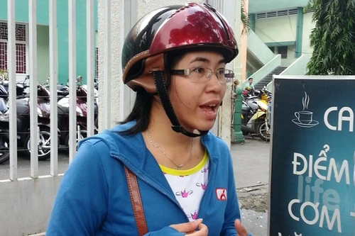 Cướp giậtt iPhone 5 táo tợn trên đường phố