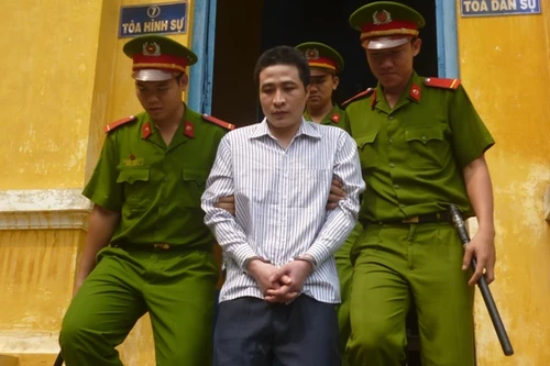 Tử hình kẻ sát nhân đâm chết vợ cũ đang mang thai