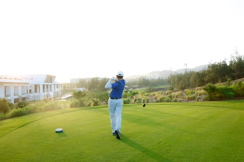 Gần 1.500 gôn thủ tranh 60 tỷ đồng tiền thưởng tại FLC Championship 2017