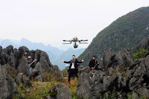 Ngũ Cung đưa người nghe đến với Cảm xúc cao nguyên đá