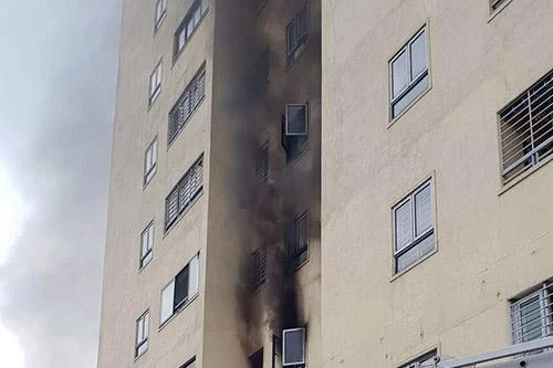 Cháy ở chung cư 20 tầng TP Vinh