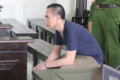 Ghen tuông, người chồng sát hại ông chủ của vợ