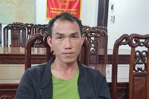 Nam bác sỹ người Lào vận chuyển 5kg ma túy đá