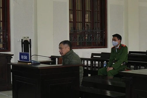 Xin tiền vợ cũ không được, bỏ thuốc chuột vào nồi thức ăn để đầu độc