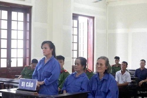 Em lĩnh án tử hình, chị nhận án chung thân vì ma túy